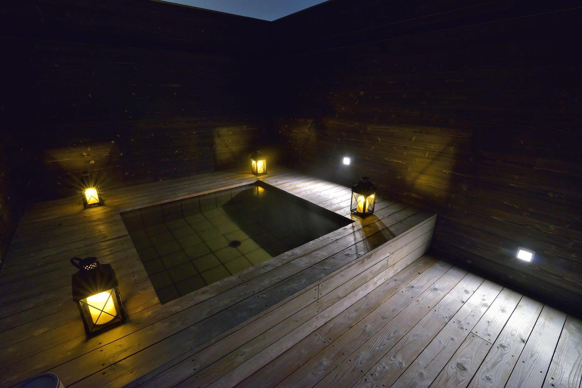 Aqua Ignis Ryokan Komono Exteriér fotografie